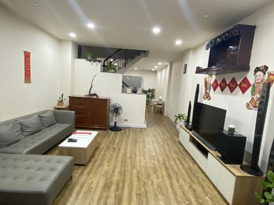 Cho thuê pjongf khép kín chính chủ t2 2035