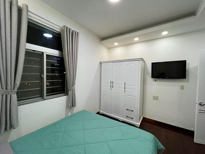Cho thuê pjongf khép kín chính chủ t2 2058