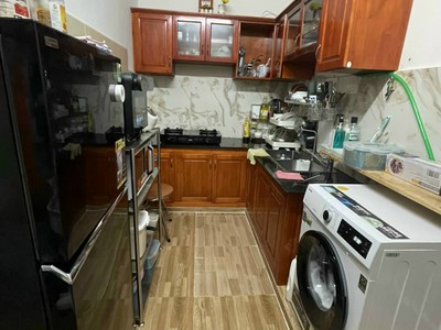 Cho thuê pjongf khép kín chính chủ t2 2045