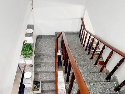 Cho thuê pjongf khép kín chính chủ t2 1402