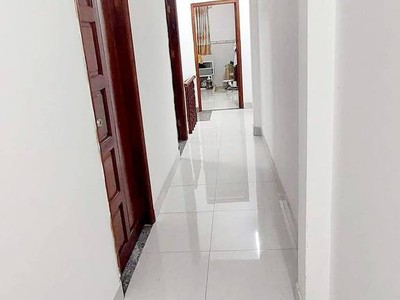 Cho thuê pjongf khép kín chính chủ t2 1400