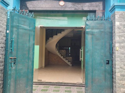 Cho thuê pjongf khép kín chính chủ t2 1425