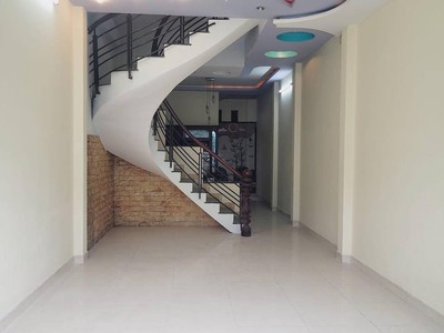Cho thuê pjongf khép kín chính chủ t2 1426