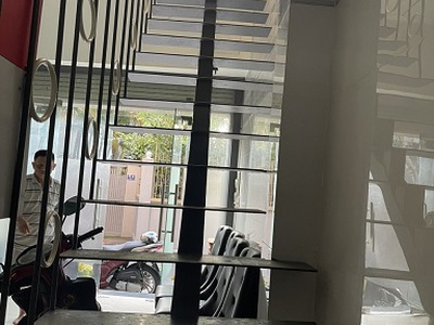 Cho thuê pjongf khép kín chính chủ t2 2042