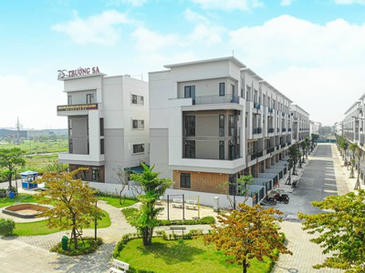 Cho thuê pjongf khép kín chính chủ t2 1617