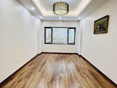 Cho thuê pjongf khép kín chính chủ t2 1422