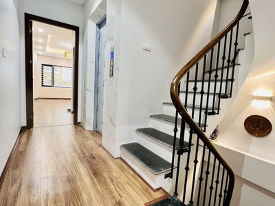 Cho thuê pjongf khép kín chính chủ t2 1420