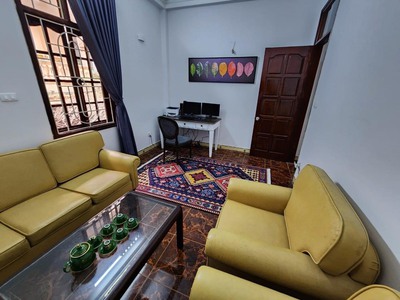Cho thuê pjongf khép kín chính chủ t2 1430