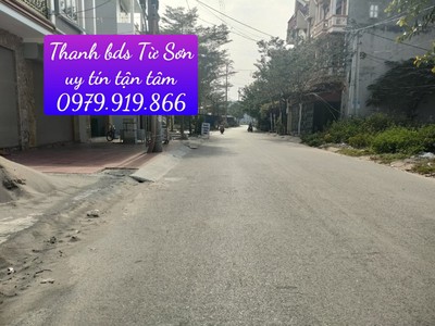 Cho thuê pjongf khép kín chính chủ t2 1674