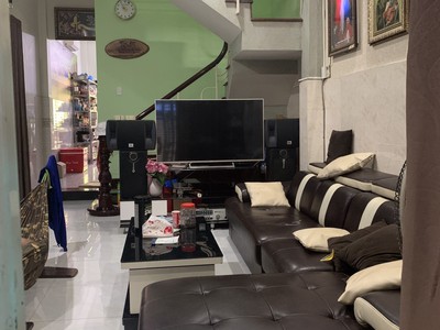 Cho thuê pjongf khép kín chính chủ t2 1636