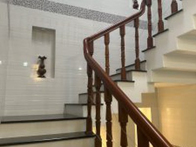 Cho thuê pjongf khép kín chính chủ t2 2196