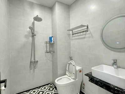 Cho thuê pjongf khép kín chính chủ t2 2209