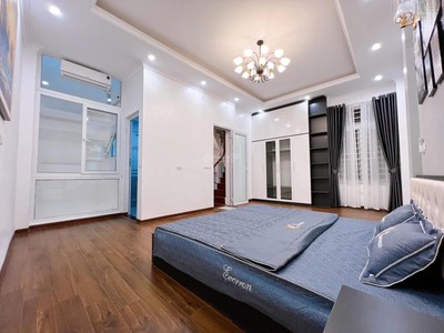 Cho thuê pjongf khép kín chính chủ t2 2590