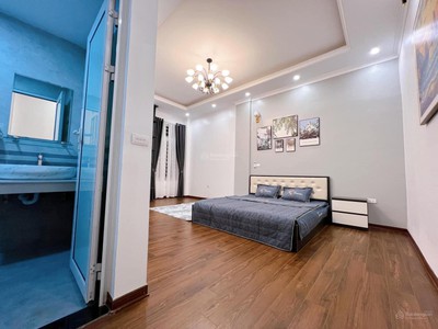 Cho thuê pjongf khép kín chính chủ t2 2592