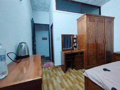 Cho thuê pjongf khép kín chính chủ t2 3061