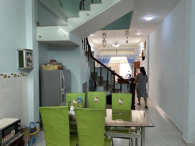 Cho thuê pjongf khép kín chính chủ t2 3036