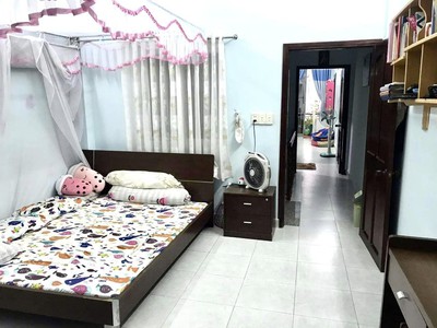 Cho thuê pjongf khép kín chính chủ t2 3037