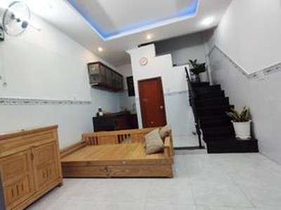 Cho thuê pjongf khép kín chính chủ t2 3062
