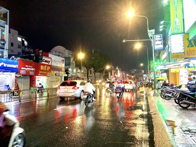 Cho thuê pjongf khép kín chính chủ t2 2431