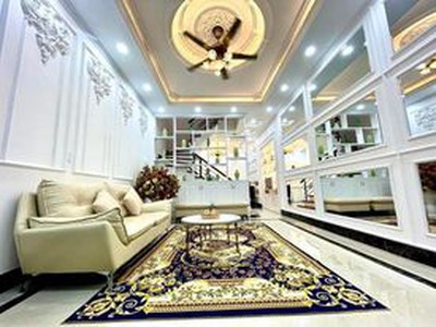 Cho thuê pjongf khép kín chính chủ t2 3008