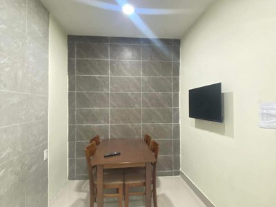 Cho thuê pjongf khép kín chính chủ t2 2859