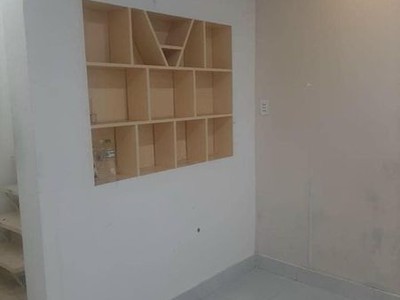 Cho thuê pjongf khép kín chính chủ t2 2981