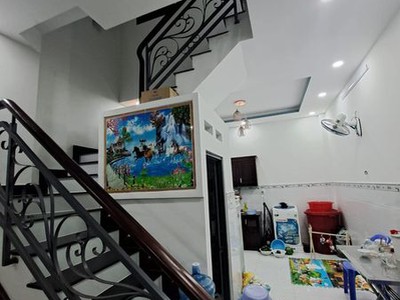 Cho thuê pjongf khép kín chính chủ t2 3007