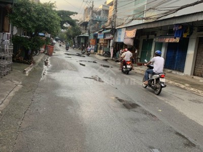Cho thuê pjongf khép kín chính chủ t2 2324