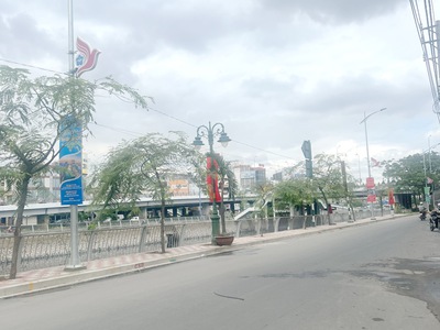 Cho thuê pjongf khép kín chính chủ t2 2601