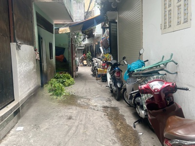 Cho thuê pjongf khép kín chính chủ t2 2764