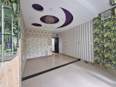 Cho thuê pjongf khép kín chính chủ t2 2654