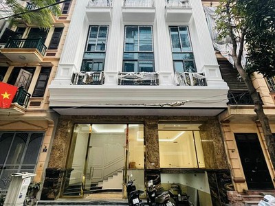 Cho thuê pjongf khép kín chính chủ t2 2440