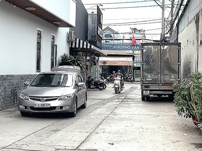 Cho thuê pjongf khép kín chính chủ t2 2344