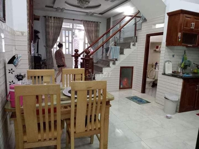 Cho thuê pjongf khép kín chính chủ t2 2919