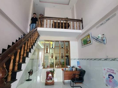 Cho thuê pjongf khép kín chính chủ t2 2917