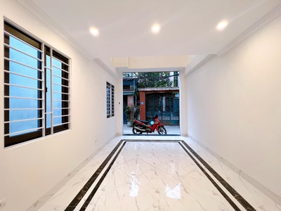 Cho thuê pjongf khép kín chính chủ t2 2865