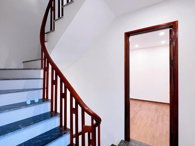 Cho thuê pjongf khép kín chính chủ t2 2874