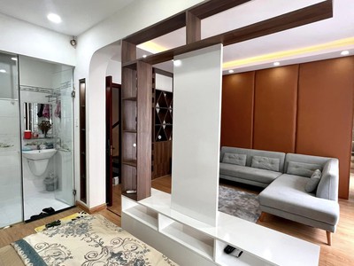 Cho thuê pjongf khép kín chính chủ t2 2751