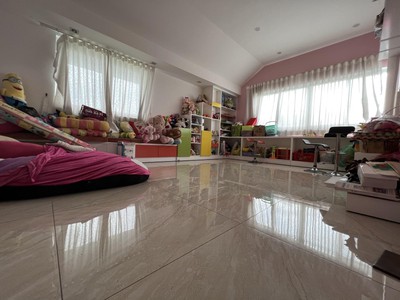 Cho thuê pjongf khép kín chính chủ t2 2577