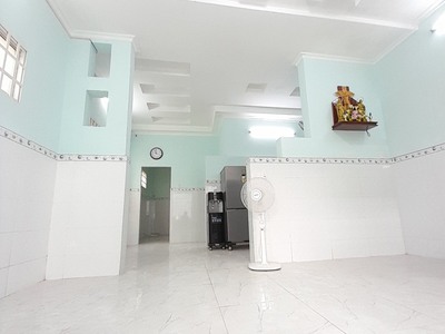 Cho thuê pjongf khép kín chính chủ t2 2366