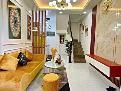 Cho thuê pjongf khép kín chính chủ t2 2724