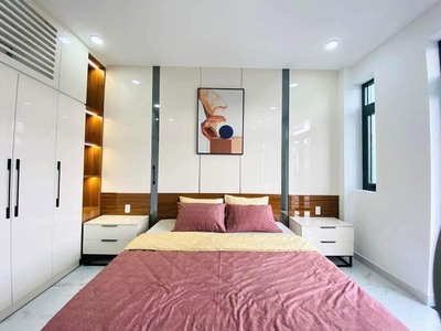 Cho thuê pjongf khép kín chính chủ t2 2657
