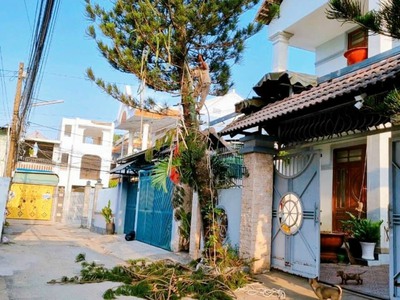 Cho thuê pjongf khép kín chính chủ t2 2731