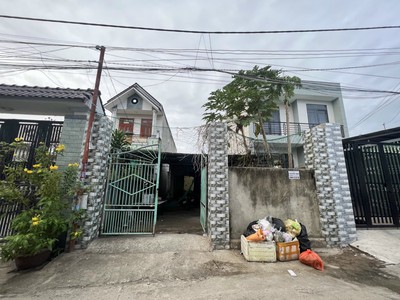 Cho thuê pjongf khép kín chính chủ t2 2726
