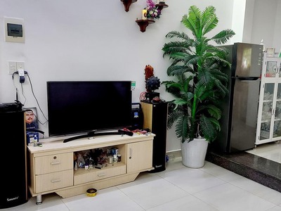 Cho thuê pjongf khép kín chính chủ t2 3047