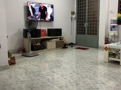 Cho thuê pjongf khép kín chính chủ t2 2502