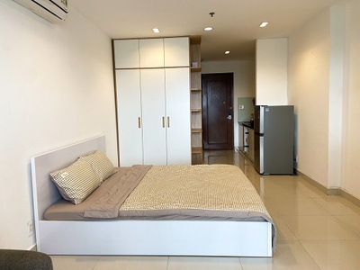 Cho thuê pjongf khép kín chính chủ t2 2712