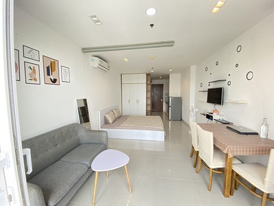 Cho thuê pjongf khép kín chính chủ t2 2711