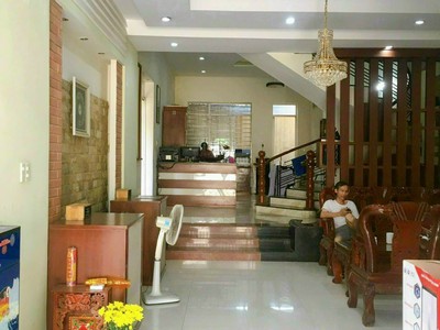 Cho thuê pjongf khép kín chính chủ t2 2714