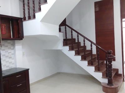 Cho thuê pjongf khép kín chính chủ t2 3546
